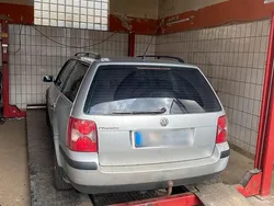 Silber Gebraucht 2004 VW Passat Kombi | 350 € (Superpreis)