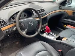 Schwarz Gebraucht 2006 Mercedes E280 Avantgarde Kombi | 1.900 € (Superpreis)