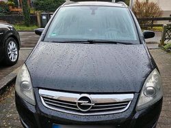 Schwarz Gebraucht 2008 Opel Zafira Van / Kleinbus | 1.900 € (Guter Preis)