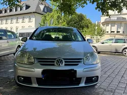 Silber Gebraucht 2005 VW Golf IV Limousine | 4.000 € (Etwas zu teuer)