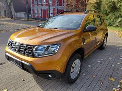 Braun Gebraucht 2018 Dacia Duster Essentiel SUV | 7.999 €