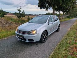 Silber Gebraucht 2007 VW Golf V Kleinwagen | 3.250 € (Fairer Preis)
