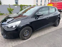 Schwarz Gebraucht 2014 Renault Clio IV Expression Limousine | 5.300 € (Guter Preis)