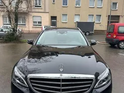 Beige Gebraucht 2017 Mercedes 200 Kombi | 14.100 €