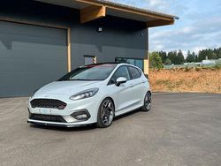 Grau Gebraucht 2019 Ford Fiesta ST Kleinwagen | 16.500 € (Fairer Preis)