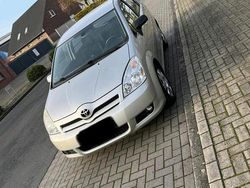 Silber Gebraucht 2005 Toyota Corolla Verso Van / Kleinbus | 3.300 € (Guter Preis)
