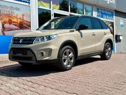 Beige Gebraucht 2018 Suzuki Vitara Comfort SUV | 15.600 € (Fairer Preis)