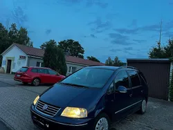 Blau Gebraucht 2008 VW Sharan Van / Kleinbus | 2.550 € (Guter Preis)