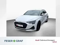 Arkonaweiß Gebraucht 2025 Audi A3 Sportback Ambiente Limousine | 27.890 € (Superpreis)