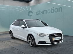 Weiß Gebraucht 2019 Audi A3 Sportback S-Line Kleinwagen | 22.790 € (Teuer)