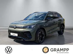 Cipressinogrün metallic Gebraucht 2025 VW Tiguan R-line SUV | 47.430 € (Teuer)