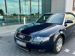 Blau Gebraucht 2005 Audi A4 Cabriolet Cabrio | 9.000 € (Teuer)