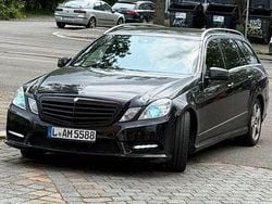 Schwarz Gebraucht 2012 Mercedes E350 Avantgarde Kombi | 10.000 € (Guter Preis)