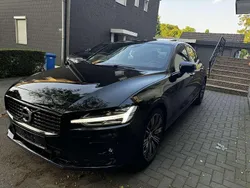 Onyx schwarzmetallic Gebraucht 2021 Volvo S60 R-Design Limousine | 28.790 € (Fairer Preis)