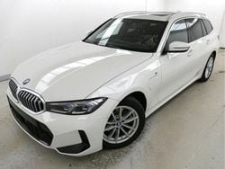 Alpinweiss 3 Gebraucht 2024 BMW 330e M Sport Kombi | 39.780 € (Superpreis)