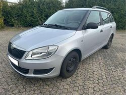 Silber Gebraucht 2010 Skoda Fabia GreenLine Kombi | 1.800 € (Fairer Preis)