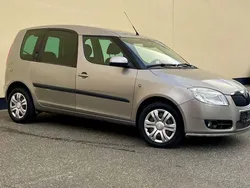 Beige Gebraucht 2009 Skoda Roomster Style Kombi | 3.999 € (Fairer Preis)