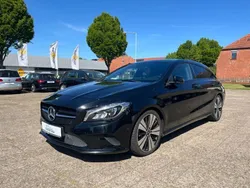 Schwarz Gebraucht 2017 Mercedes CLA180 Shooting Brake Kombi | 16.980 € (Fairer Preis)