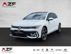 Weiß Gebraucht 2025 VW Golf VIII GTI Limousine | 49.890 €