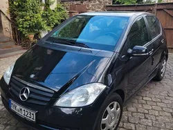 Schwarz Gebraucht 2010 Mercedes A160 Avantgarde Limousine | 1.900 € (Superpreis)