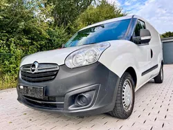 Weiß Gebraucht 2016 Opel Combo Van / Kleinbus | 5.990 €