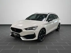 Candy weiß Gebraucht 2024 Cupra Leon VZ Limousine | 35.390 € (Guter Preis)