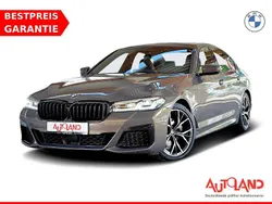 Grau Gebraucht 2023 BMW 520 M Sport Limousine | 42.890 € (Guter Preis)