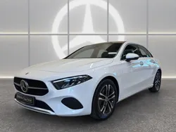 Weiss Gebraucht 2024 Mercedes A200 Advanced Plus Limousine | 31.390 € (Fairer Preis)