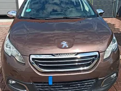 Braun Gebraucht 2013 Peugeot 2008 Allure SUV | 7.375 € (Guter Preis)