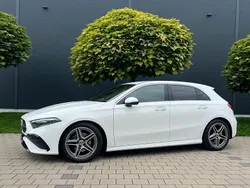 Weiß Gebraucht 2023 Mercedes A200 AMG line Limousine | 28.850 € (Guter Preis)
