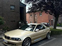 Gold Gebraucht 2001 BMW 320 Cabriolet M Sport Cabrio | 5.000 €