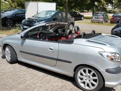 Silber Gebraucht 2001 Peugeot 206 CC Cabrio | 890 € (Guter Preis)