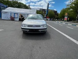 Silber Gebraucht 1999 VW Golf IV Basis Kleinwagen | 1.599 € (Guter Preis)