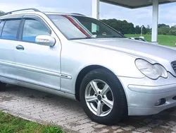 Silber Gebraucht 2002 Mercedes C220 Kombi | 1.680 € (Teuer)
