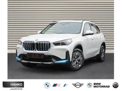 Alpinweiss iii Gebraucht 2023 BMW iX1 Shadowline SUV | 39.900 € (Fairer Preis)