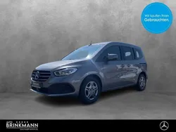 Chromitgrau Gebraucht 2024 Mercedes T180 Style Van / Kleinbus | 29.490 € (Etwas zu teuer)