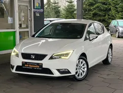 Weiß Gebraucht 2013 Seat Leon Style Limousine | 10.990 € (Etwas zu teuer)