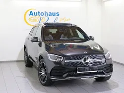 Grau Gebraucht 2021 Mercedes GLC300e AMG line SUV | 40.990 € (Etwas zu teuer)