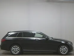 Schwarz Gebraucht 2020 Mercedes C200 Avantgarde Kombi | 17.280 € (Guter Preis)