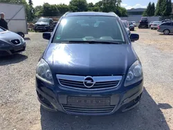 Blau Gebraucht 2011 Opel Zafira Family Van / Kleinbus | 3.400 € (Guter Preis)