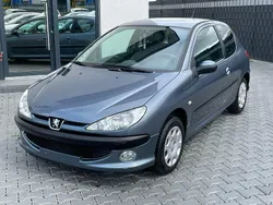 Grau Gebraucht 2006 Peugeot 206 Sport Kleinwagen | 2.499 €
