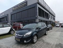 Grün Gebraucht 2015 Opel Meriva Innovation Van / Kleinbus | 8.699 € (Etwas zu teuer)