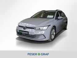 Mondsteingrau Gebraucht 2021 VW Golf VIII Life Kombi | 18.380 € (Etwas zu teuer)