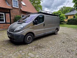 Grau Gebraucht 2012 Nissan Primastar Van / Kleinbus | 20.500 €
