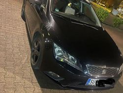 Schwarz Gebraucht 2015 Seat Leon ST Reference Kombi | 6.300 € (Teuer)