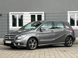 Grau Gebraucht 2013 Mercedes B180 Van / Kleinbus | 11.490 € (Guter Preis)