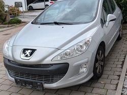 Grau Gebraucht 2010 Peugeot 308 Limousine | 1.500 € (Guter Preis)