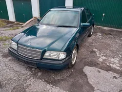 Grün Gebraucht 1996 Mercedes C180 Limousine | 2.990 € (Fairer Preis)