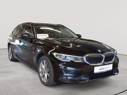Schwarz uni Gebraucht 2022 BMW 330e Sport Line Kombi | 27.490 € (Guter Preis)