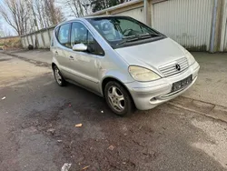 Silber Gebraucht 2002 Mercedes A140 Avantgarde Limousine | 700 € (Superpreis)